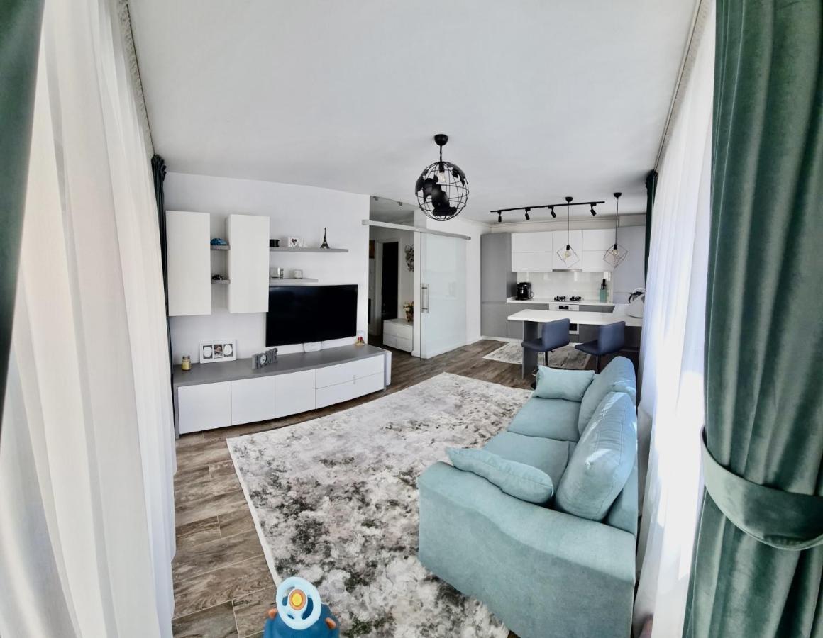 Апартаменты Apartament Coresimall Брашов Экстерьер фото